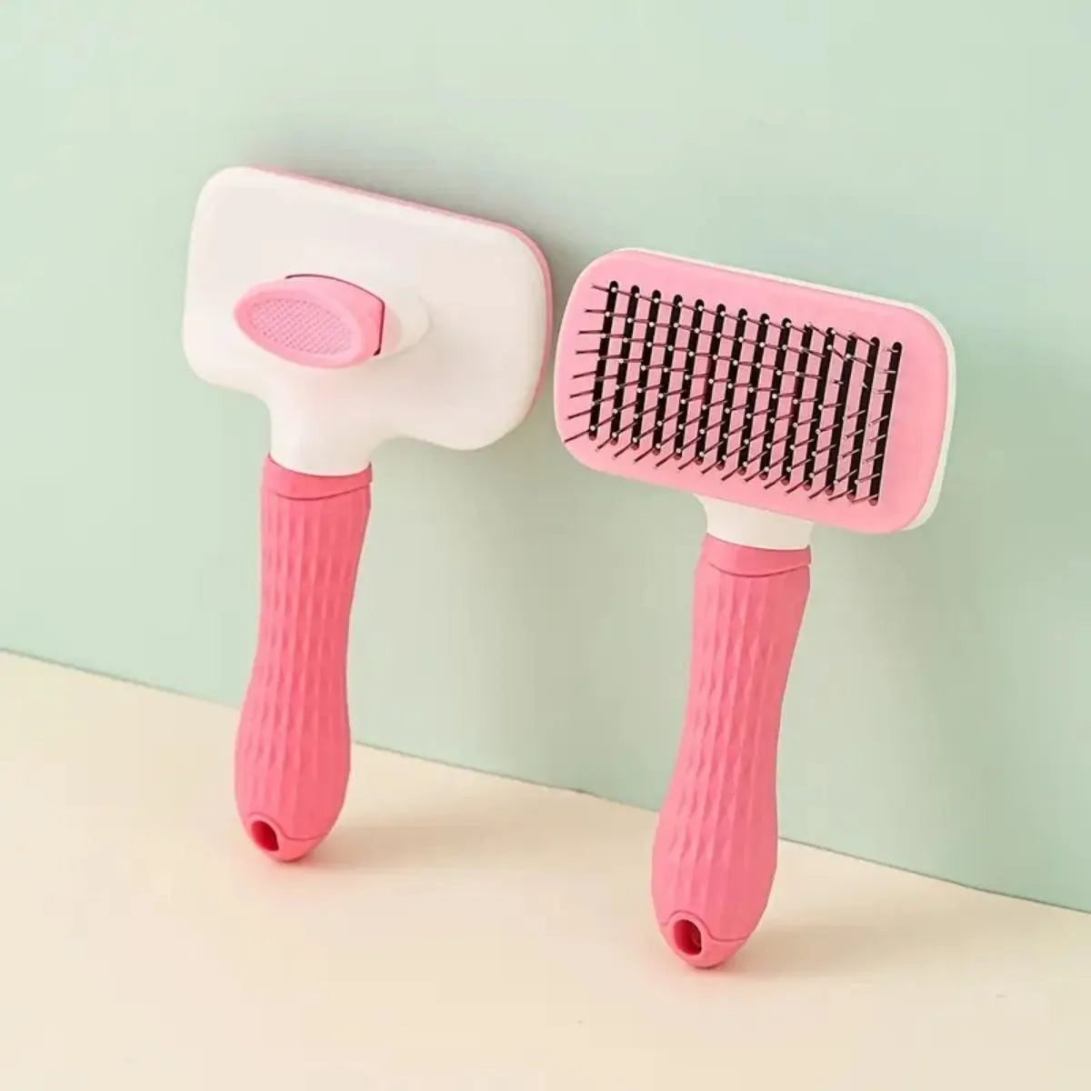 Brosse pour chien rose, poignée ergonomique