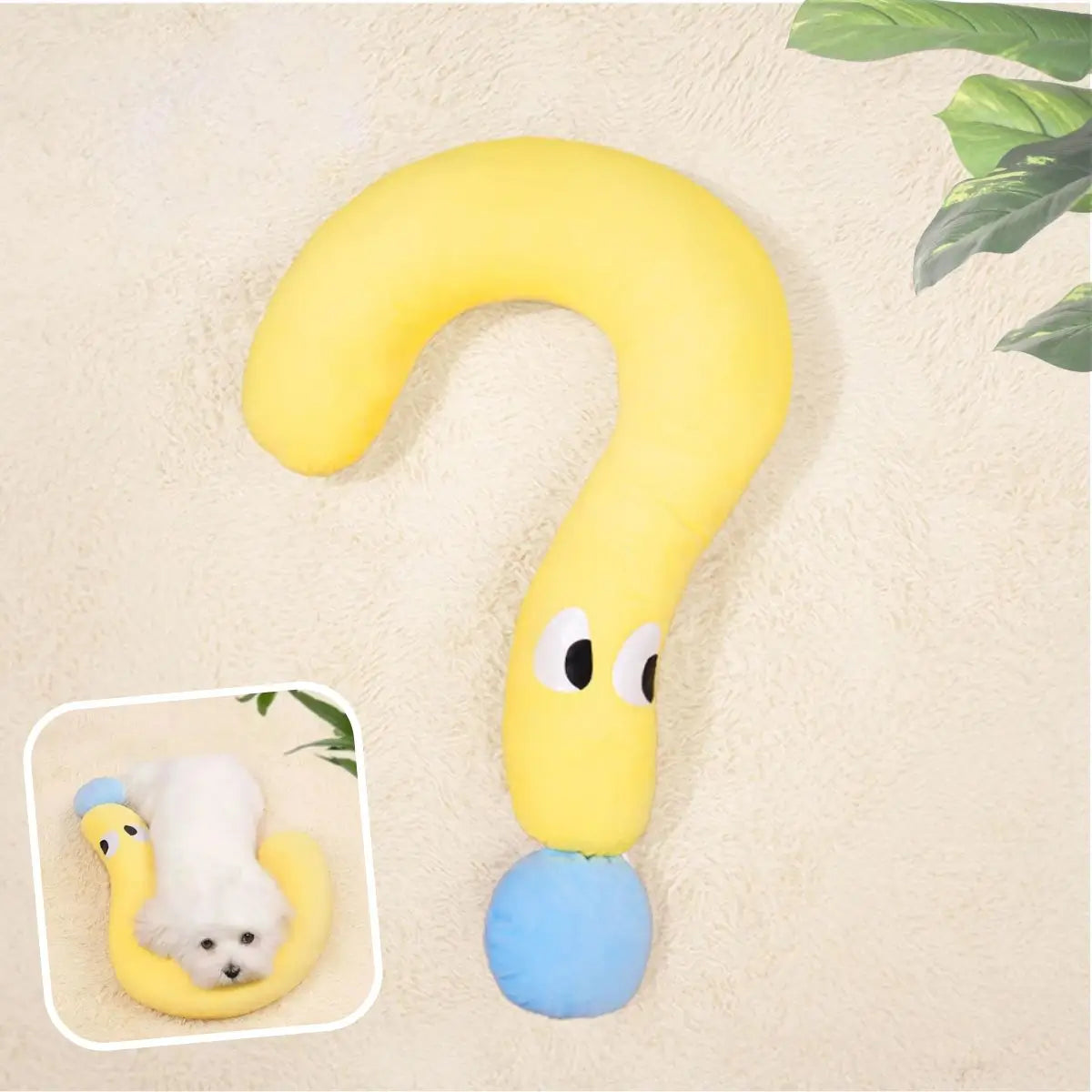 Oreiller pour chien jaune - taille S avec petit chien allongé